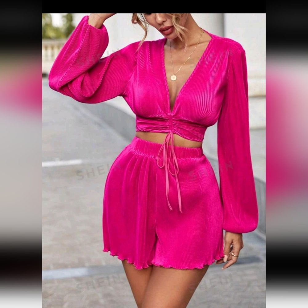 Two piece set